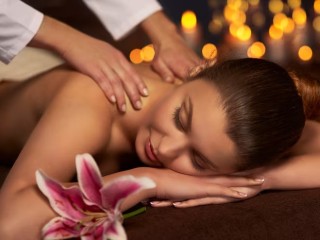 masseuse-professionnelle-vous-propose-un-moment-de-detente-inoubliable