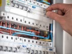 ioachim-vous-propose-tous-travaux-delectricite-placo-enduit