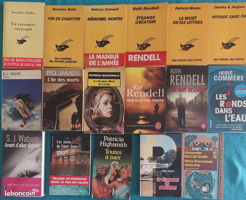 Photo : Lot de romans policiers (x12)